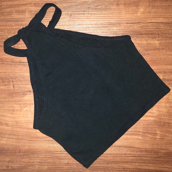 ✖️SOLD✖️ NWOT - Hollister Crop top - Picture 2 of 5